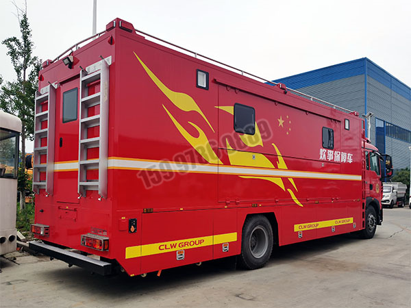 重汽HOWO 200人份炊事車(chē)圖片5